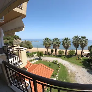 Apartament Karvounoskala, Stratonion